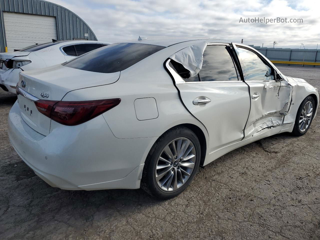 2019 Infiniti Q50 Luxe White vin: JN1EV7AR5KM557448