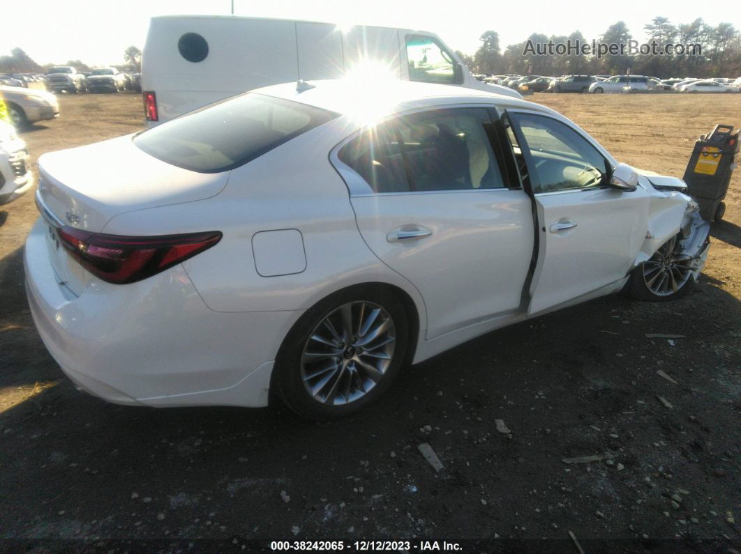 2019 Infiniti Q50 3.0t Luxe Белый vin: JN1EV7AR5KM592393