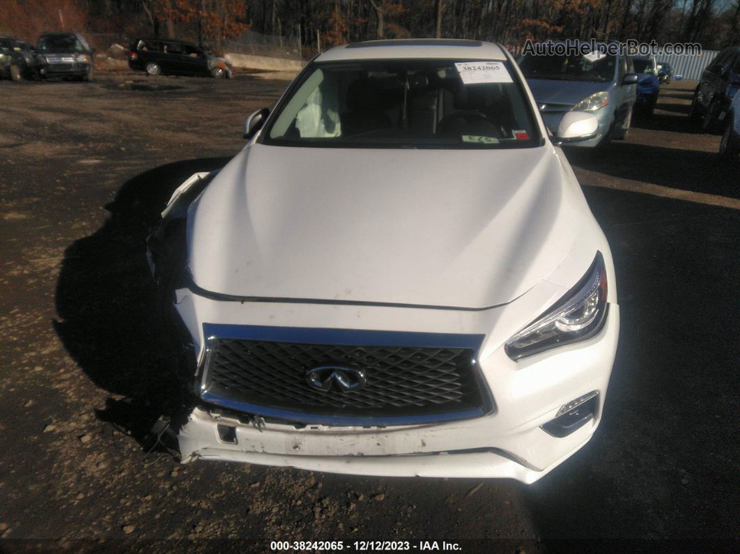 2019 Infiniti Q50 3.0t Luxe Белый vin: JN1EV7AR5KM592393