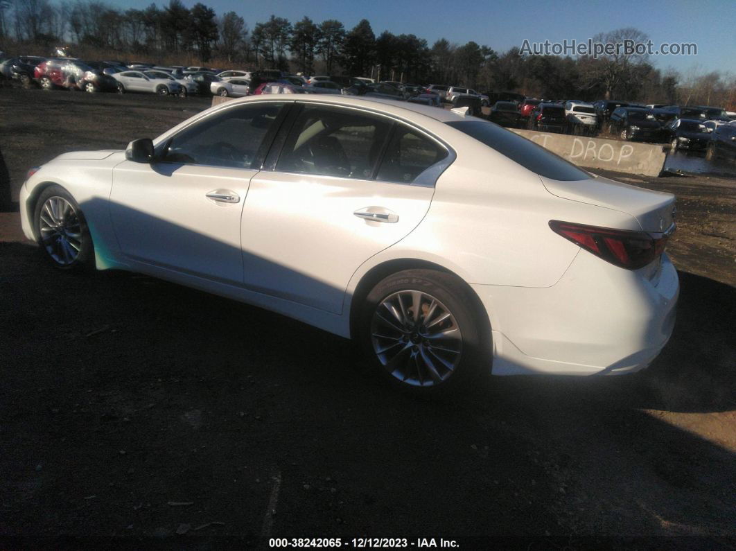 2019 Infiniti Q50 3.0t Luxe White vin: JN1EV7AR5KM592393