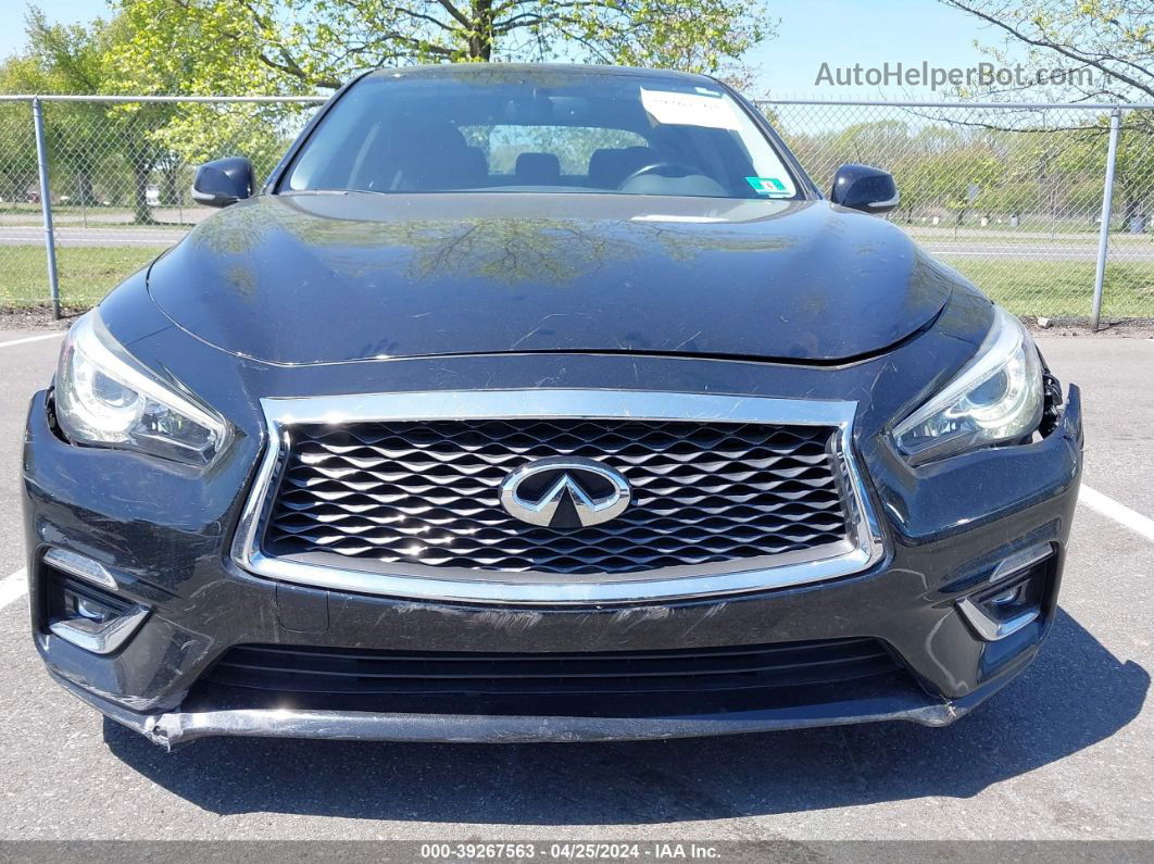 2018 Infiniti Q50 3.0t Luxe Черный vin: JN1EV7AR6JM438452