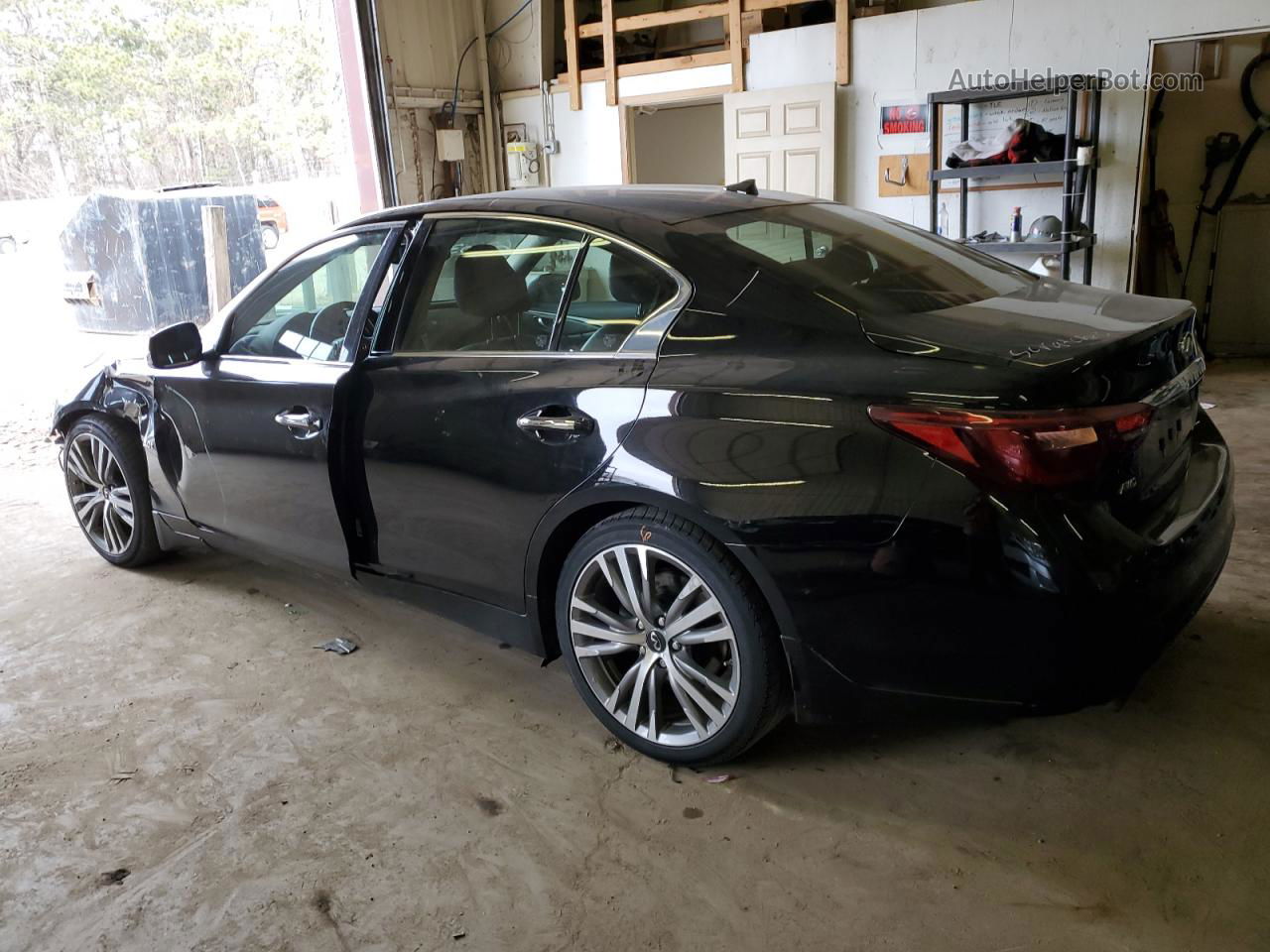 2018 Infiniti Q50 Luxe Black vin: JN1EV7AR6JM443702