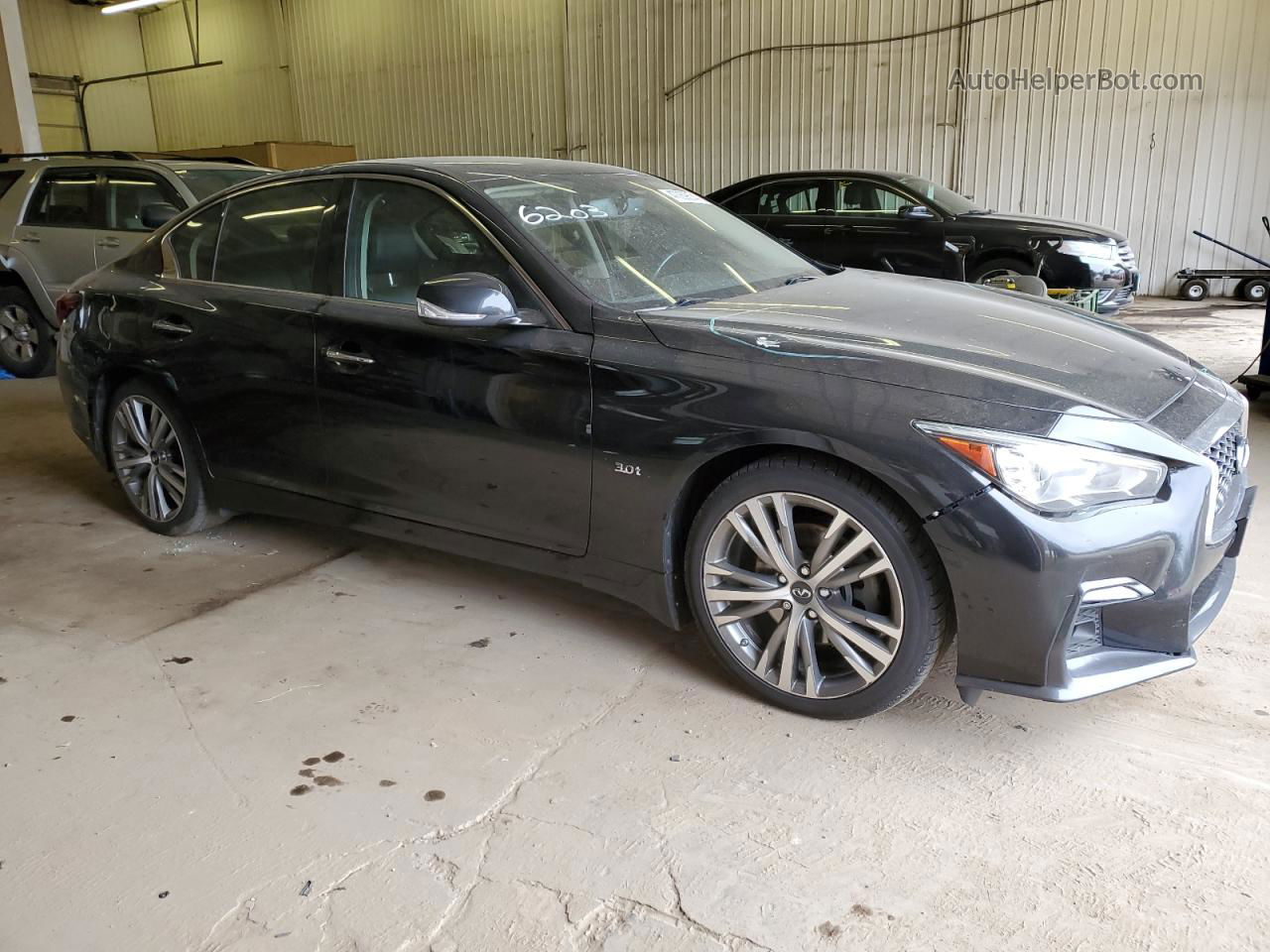 2018 Infiniti Q50 Luxe Черный vin: JN1EV7AR6JM443702