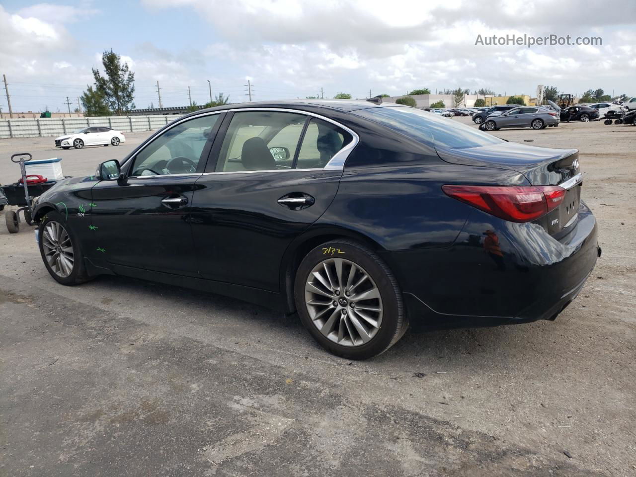 2019 Infiniti Q50 Luxe Black vin: JN1EV7AR6KM550539