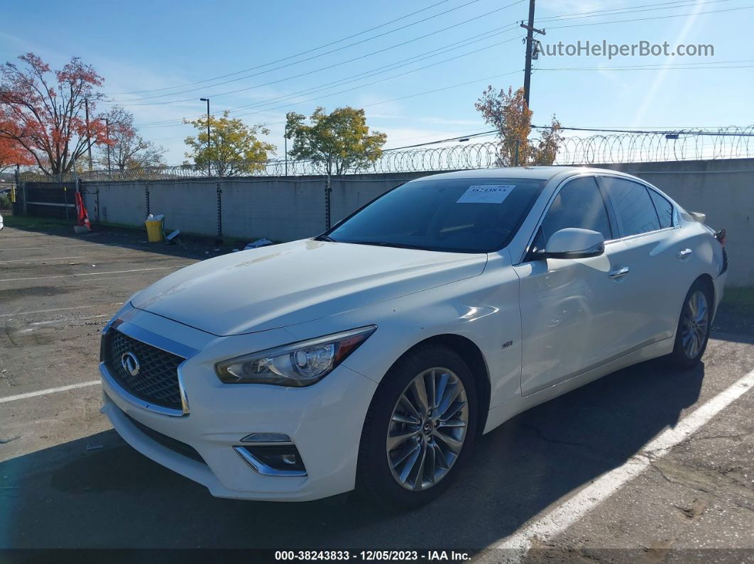 2019 Infiniti Q50 3.0t Luxe Белый vin: JN1EV7AR6KM551190