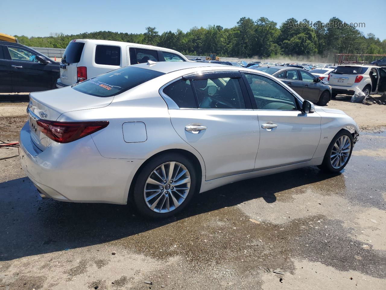 2018 Infiniti Q50 Luxe Серебряный vin: JN1EV7AR7JM435401