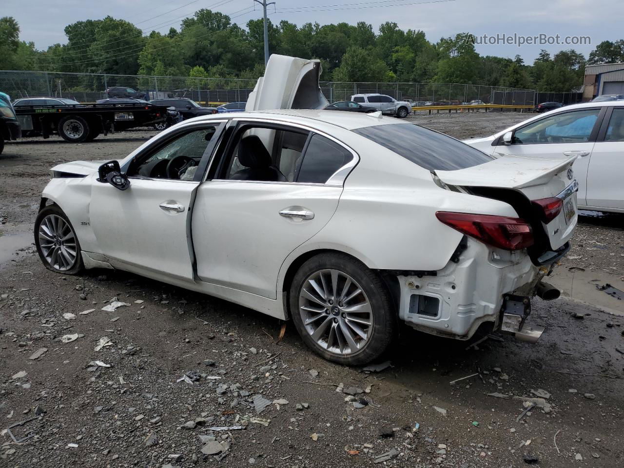 2019 Infiniti Q50 Luxe Белый vin: JN1EV7AR7KM550159