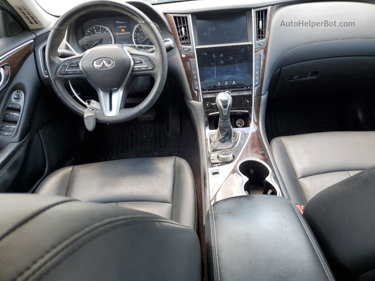 2019 Infiniti Q50 Luxe Серебряный vin: JN1EV7AR7KM550596