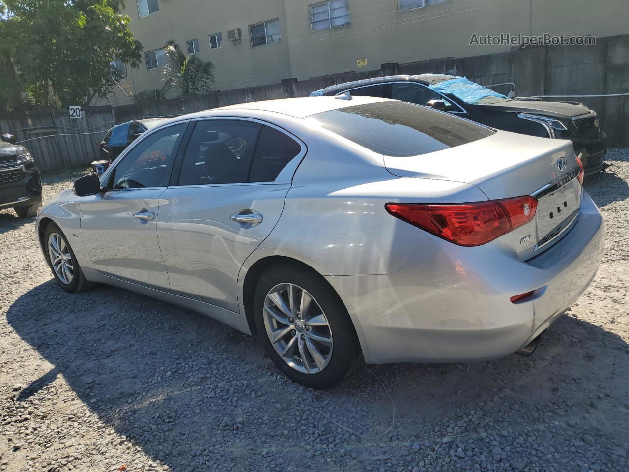 2016 Infiniti Q50 Premium Silver vin: JN1EV7AR8GM341441