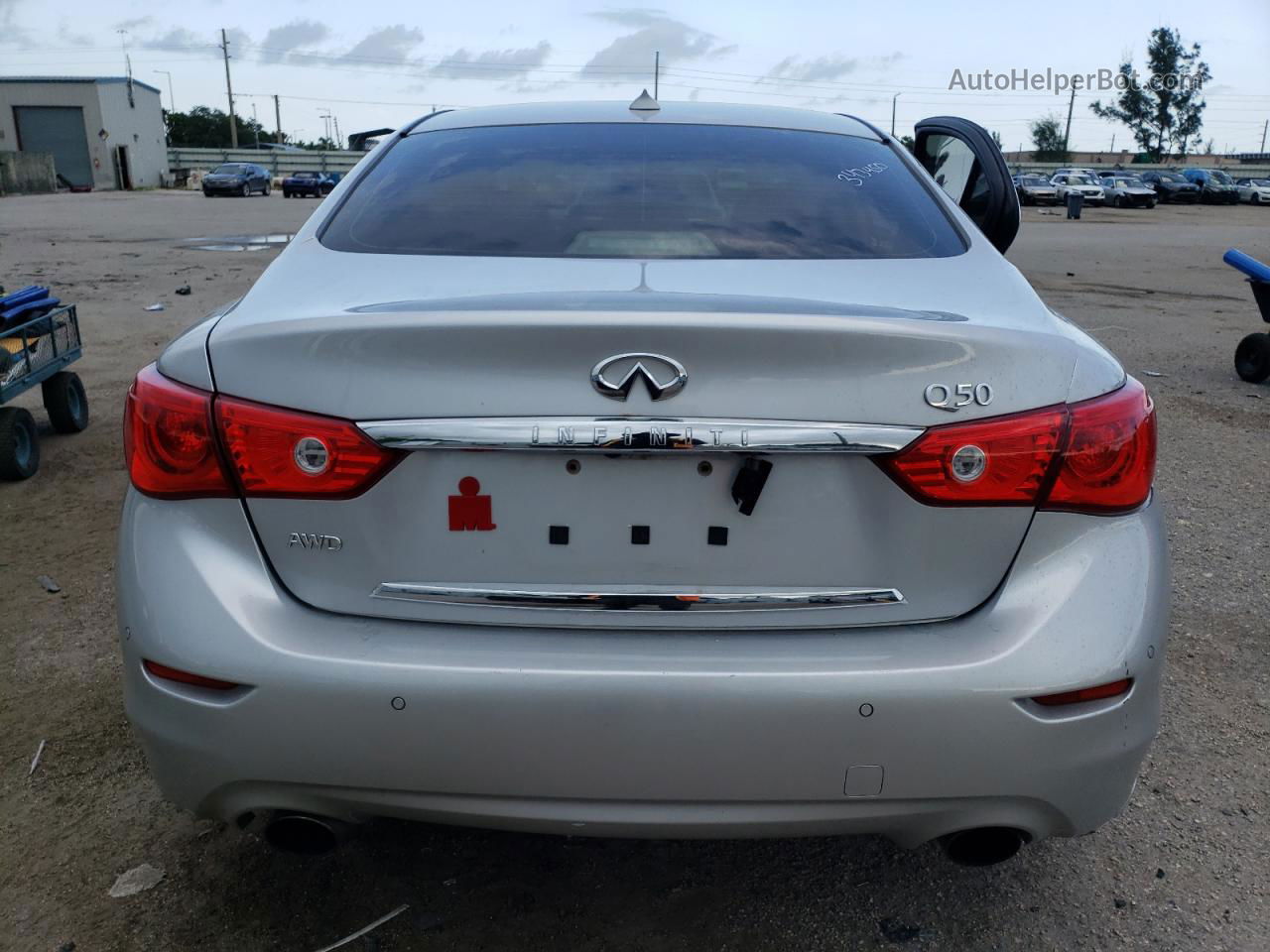 2016 Infiniti Q50 Premium Серебряный vin: JN1EV7AR8GM343450