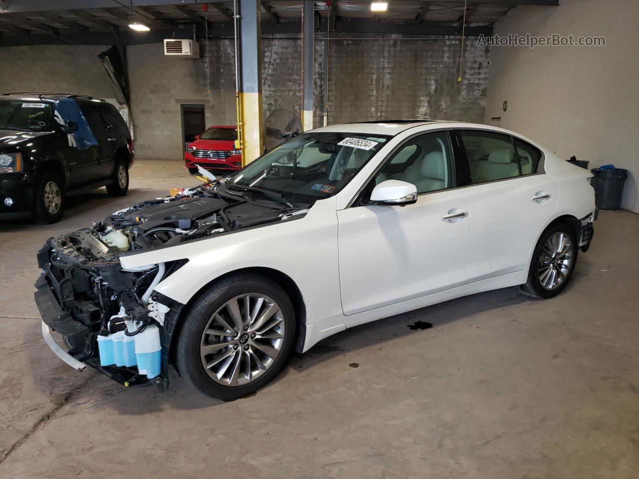 2019 Infiniti Q50 Luxe White vin: JN1EV7AR8KM553989