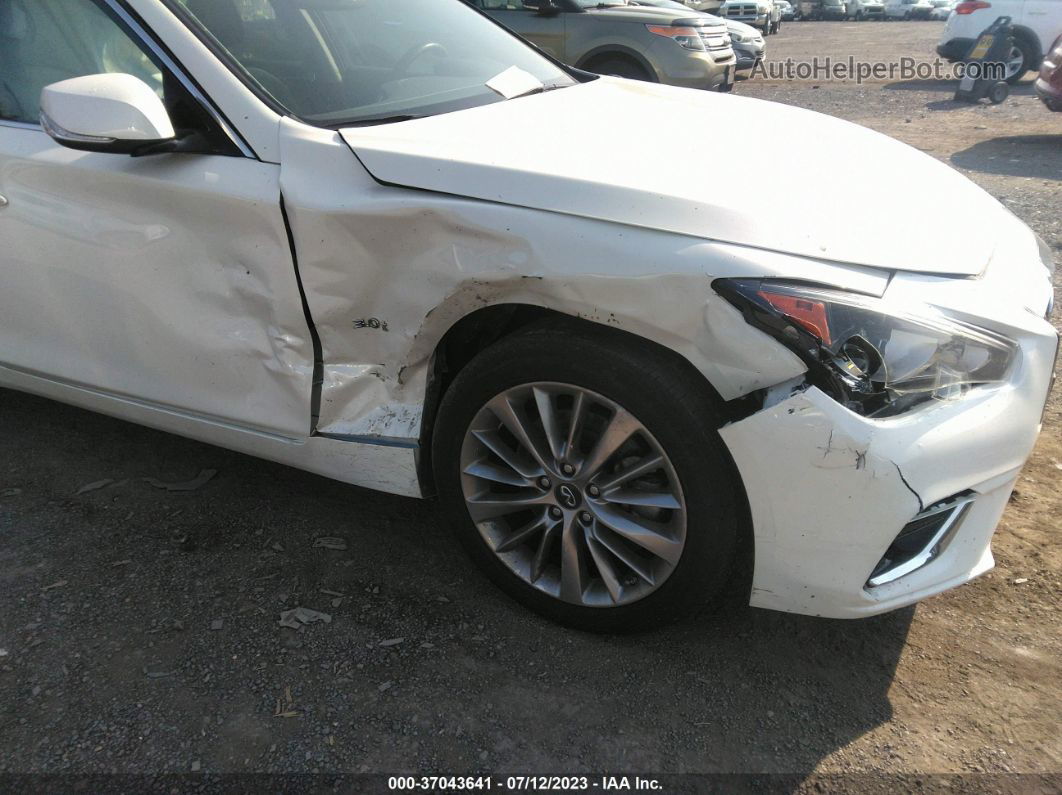 2019 Infiniti Q50 3.0t Luxe White vin: JN1EV7AR8KM554320