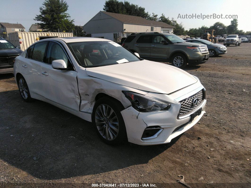 2019 Infiniti Q50 3.0t Luxe White vin: JN1EV7AR8KM554320