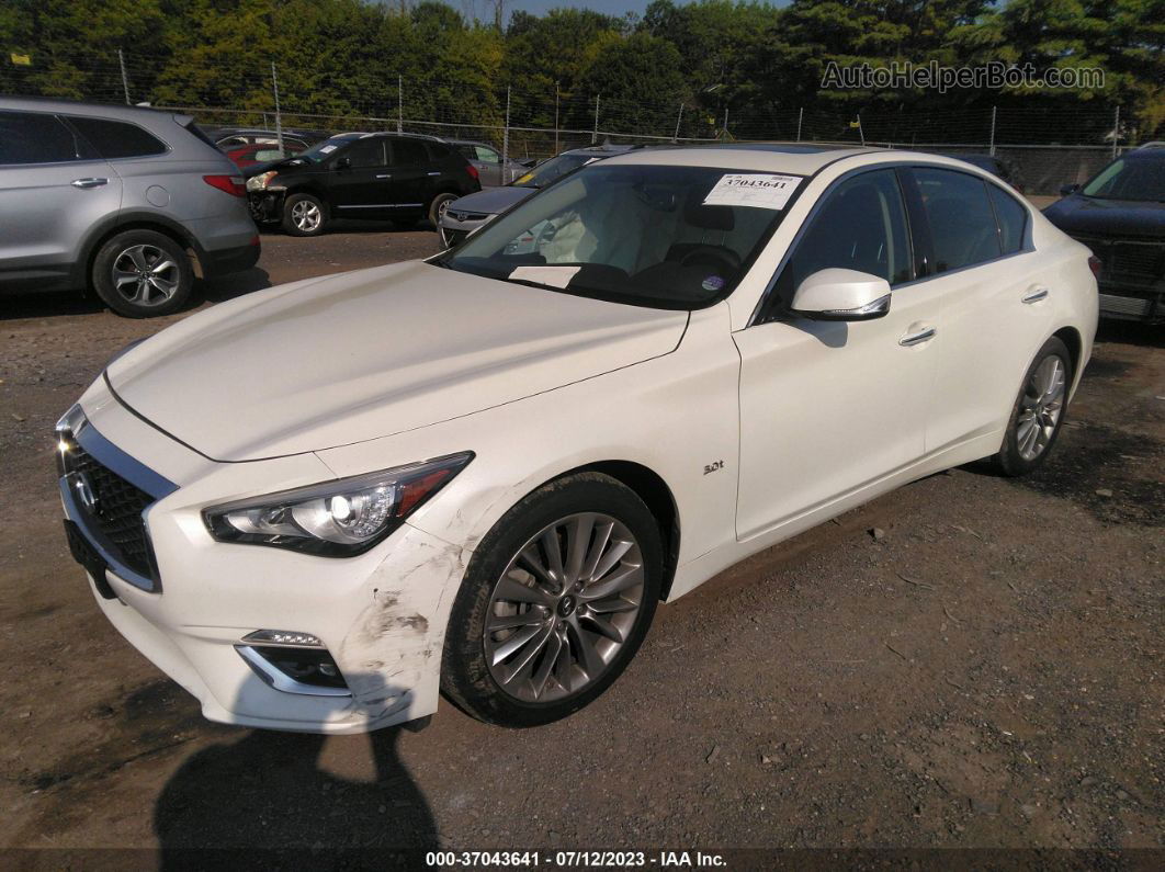 2019 Infiniti Q50 3.0t Luxe White vin: JN1EV7AR8KM554320