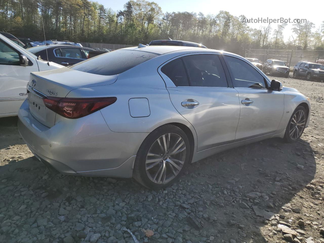 2019 Infiniti Q50 Luxe Серебряный vin: JN1EV7AR8KM558450