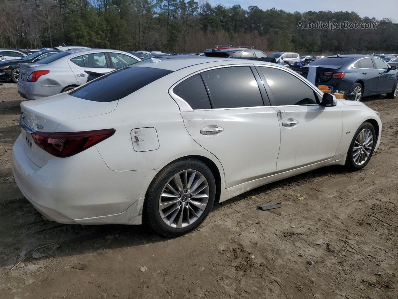 2018 Infiniti Q50 Luxe White vin: JN1EV7ARXJM441368