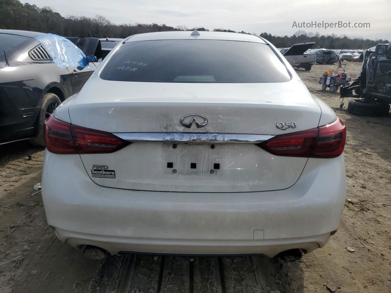 2018 Infiniti Q50 Luxe White vin: JN1EV7ARXJM441368