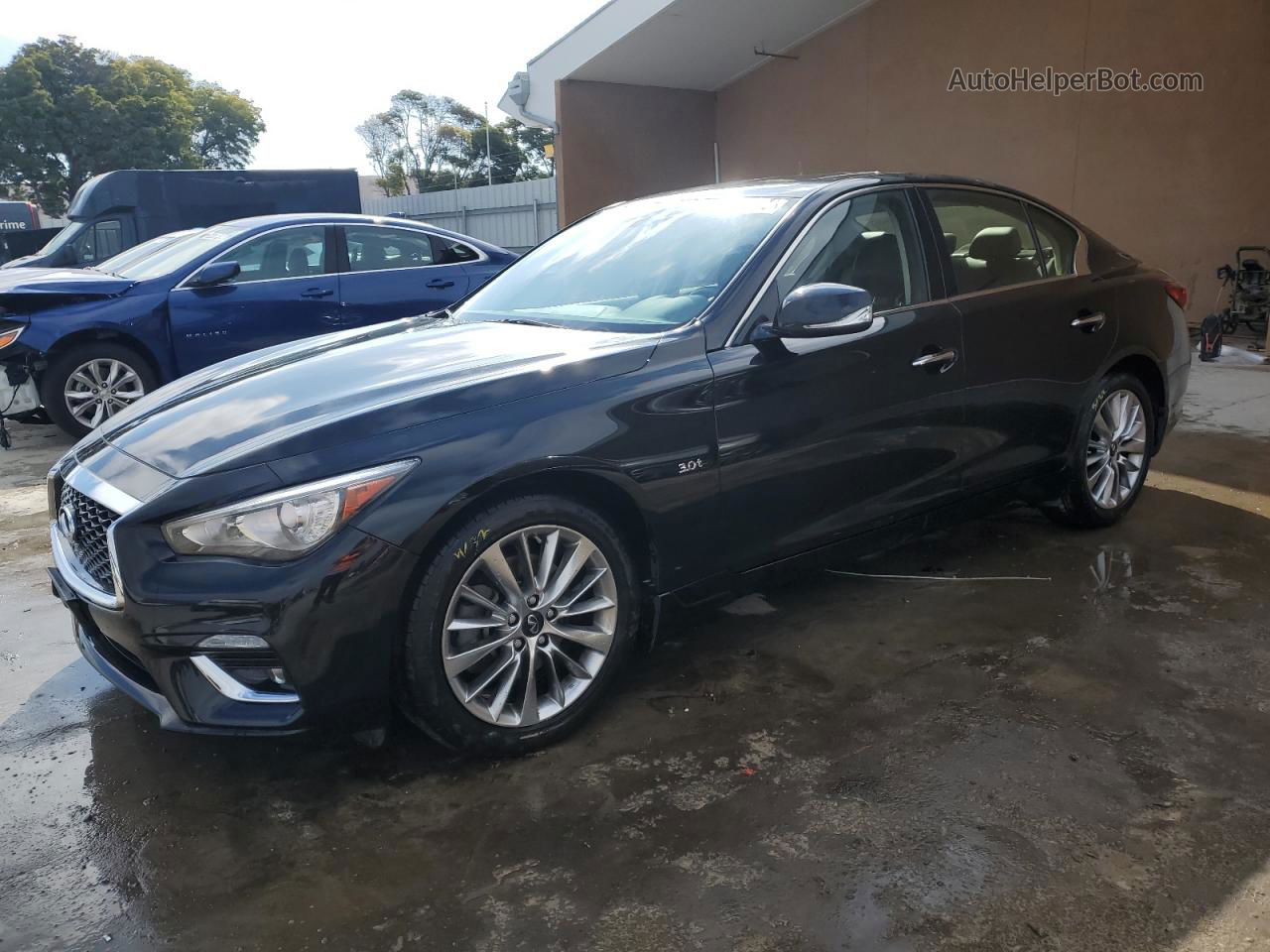 2019 Infiniti Q50 Luxe Black vin: JN1EV7ARXKM593751