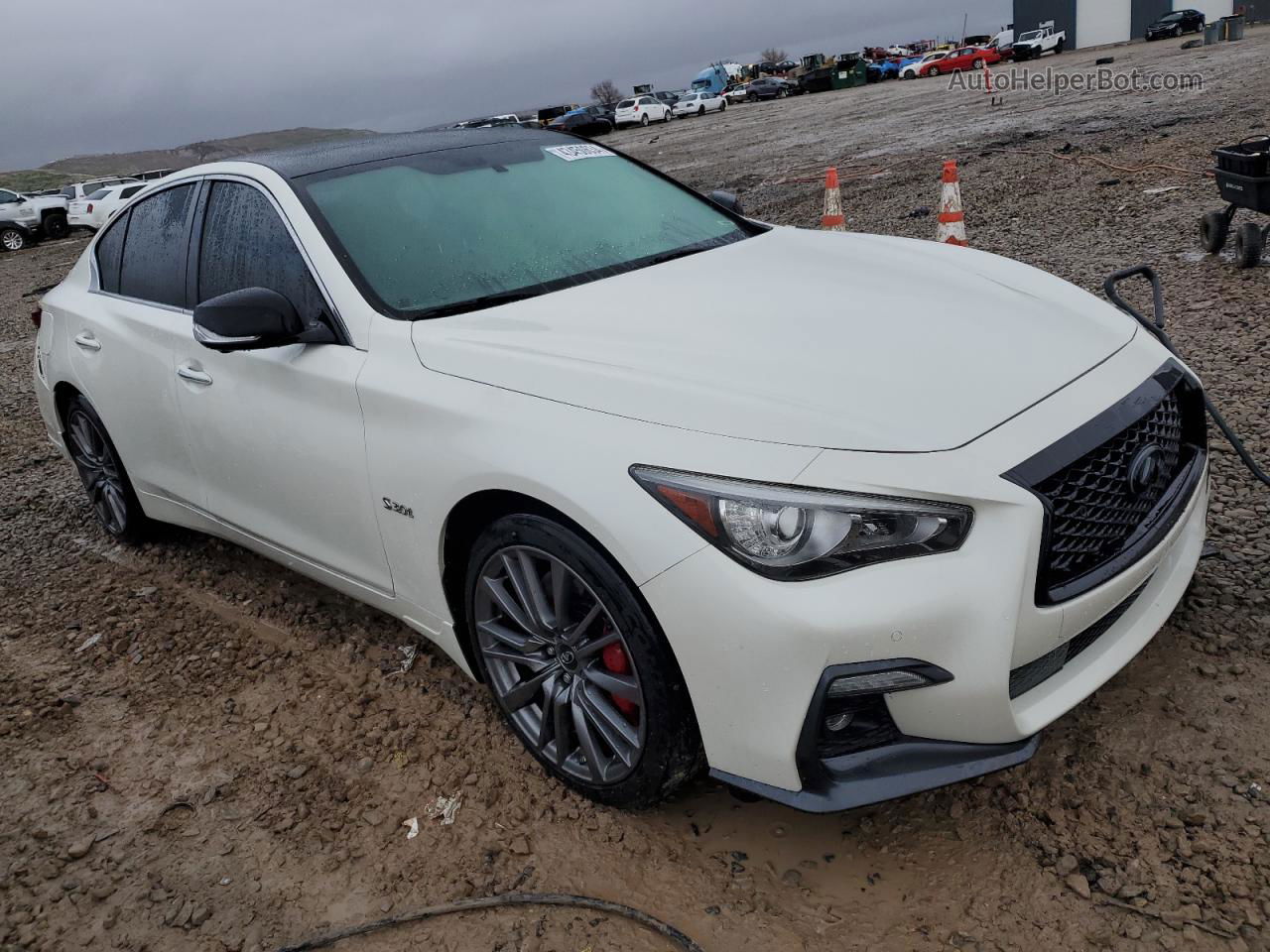 2018 Infiniti Q50 Red Sport 400 Белый vin: JN1FV7AR0JM480152