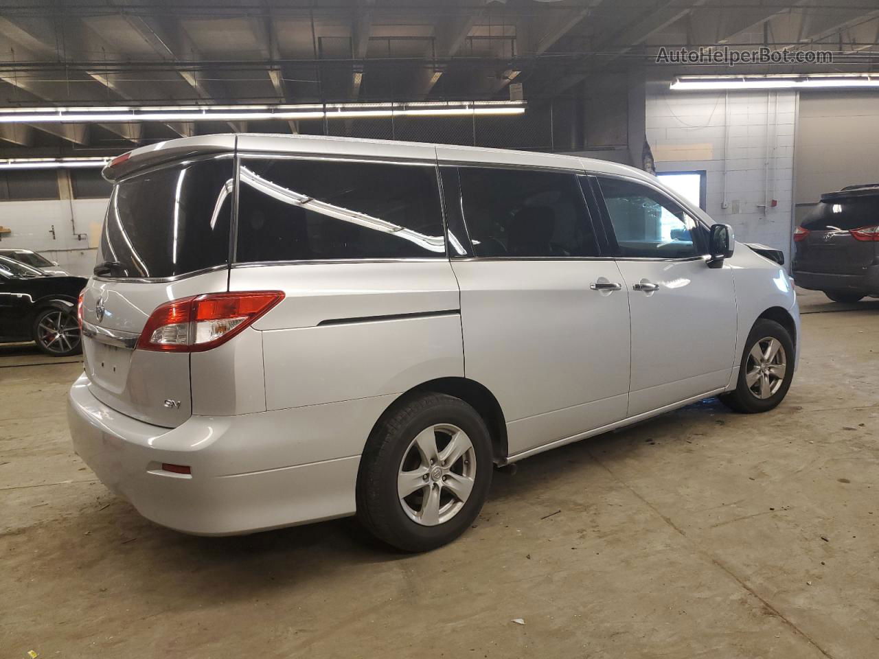 2015 Nissan Quest S Серебряный vin: JN8AE2KP0F9130655