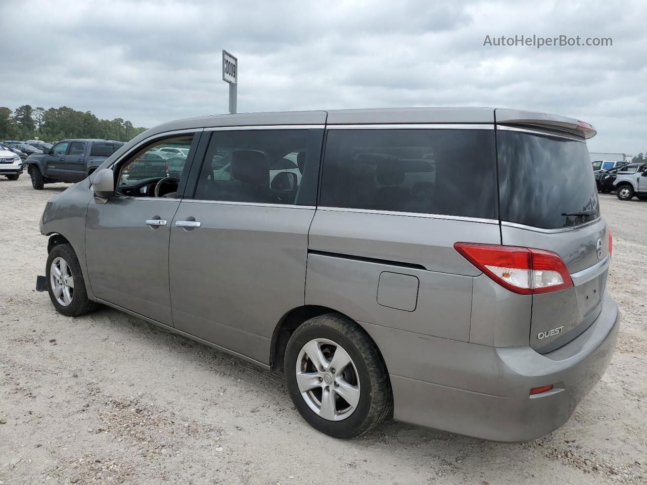 2012 Nissan Quest S Tan vin: JN8AE2KP3C9045661