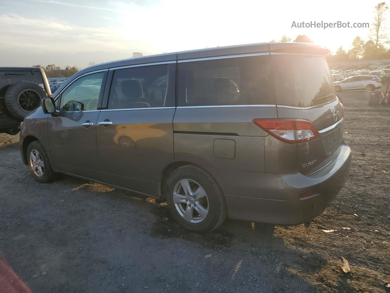 2015 Nissan Quest S Silver vin: JN8AE2KP4F9128083