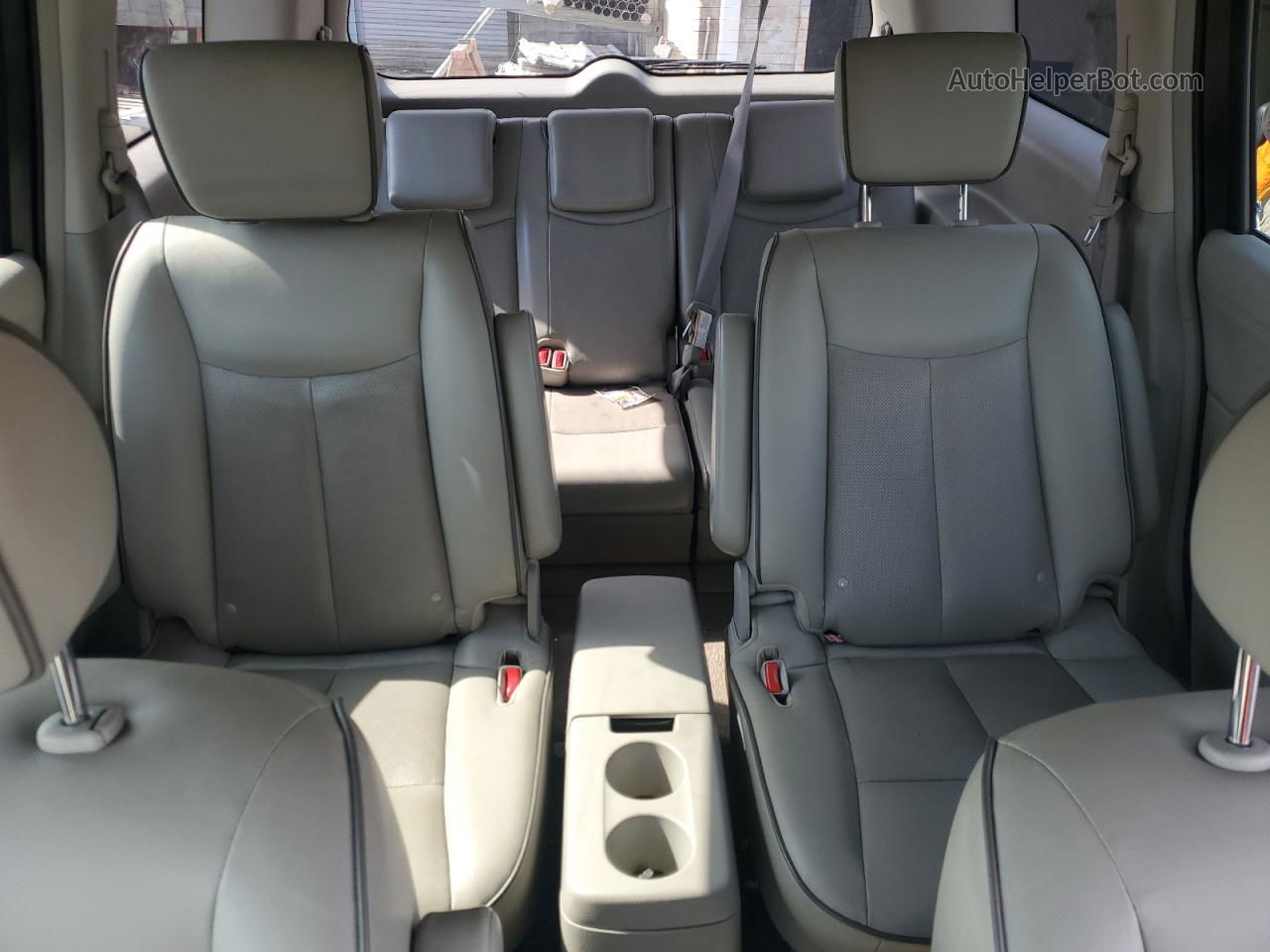 2015 Nissan Quest S Silver vin: JN8AE2KP8F9121864