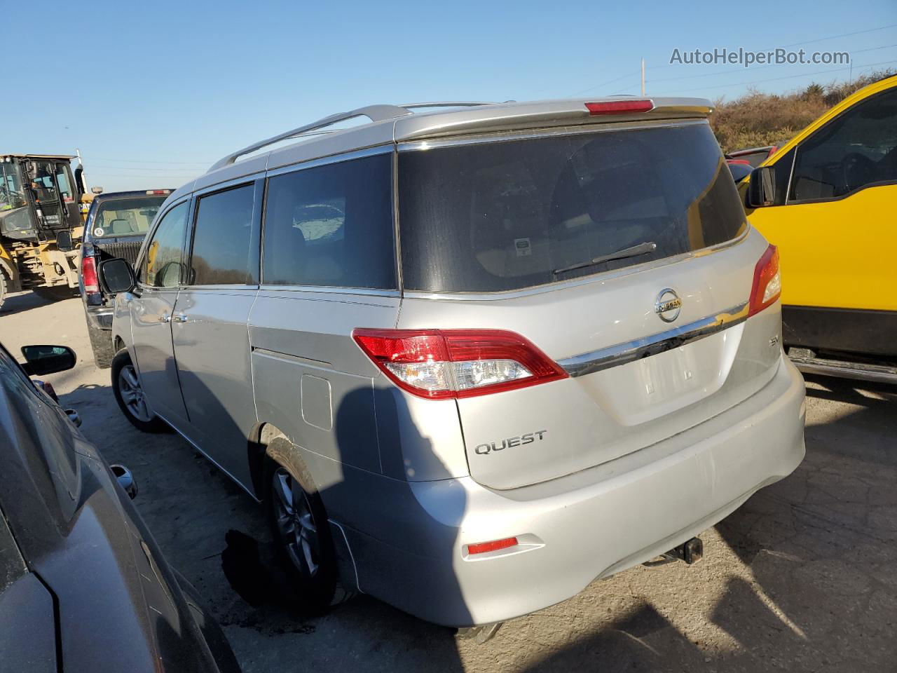 2015 Nissan Quest S Серебряный vin: JN8AE2KPXF9122823