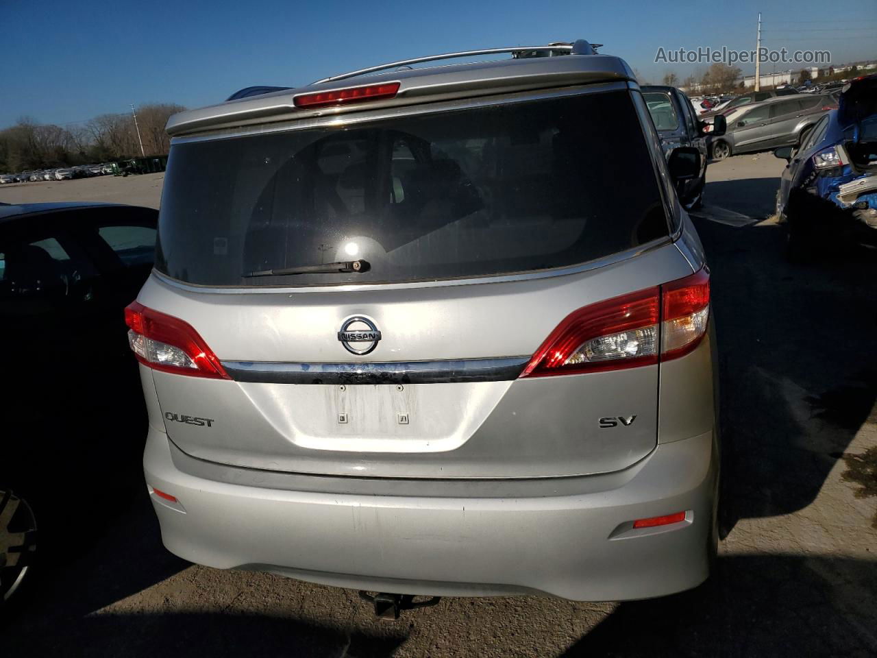 2015 Nissan Quest S Серебряный vin: JN8AE2KPXF9122823