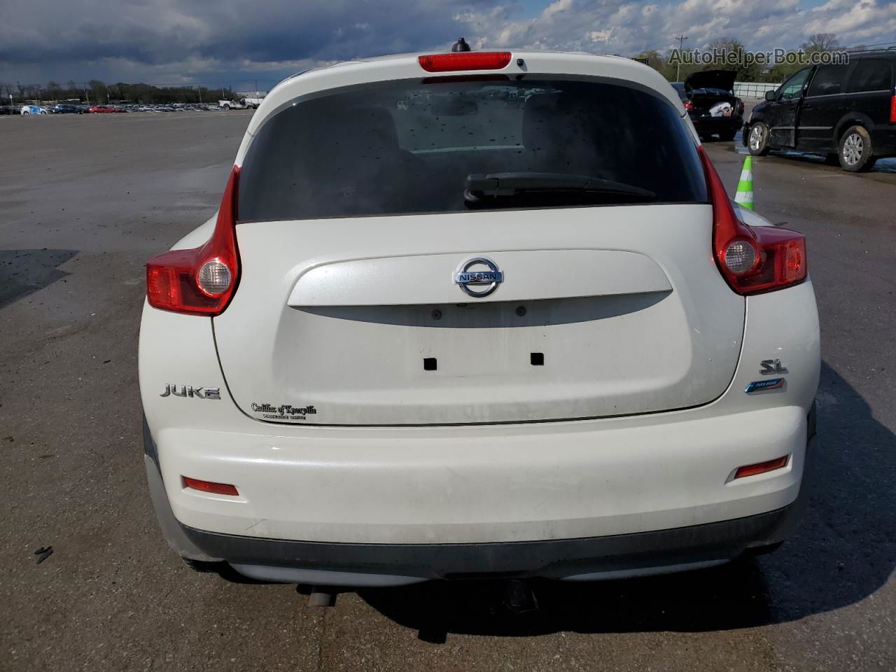 2013 Nissan Juke S White vin: JN8AF5MR1DT214576