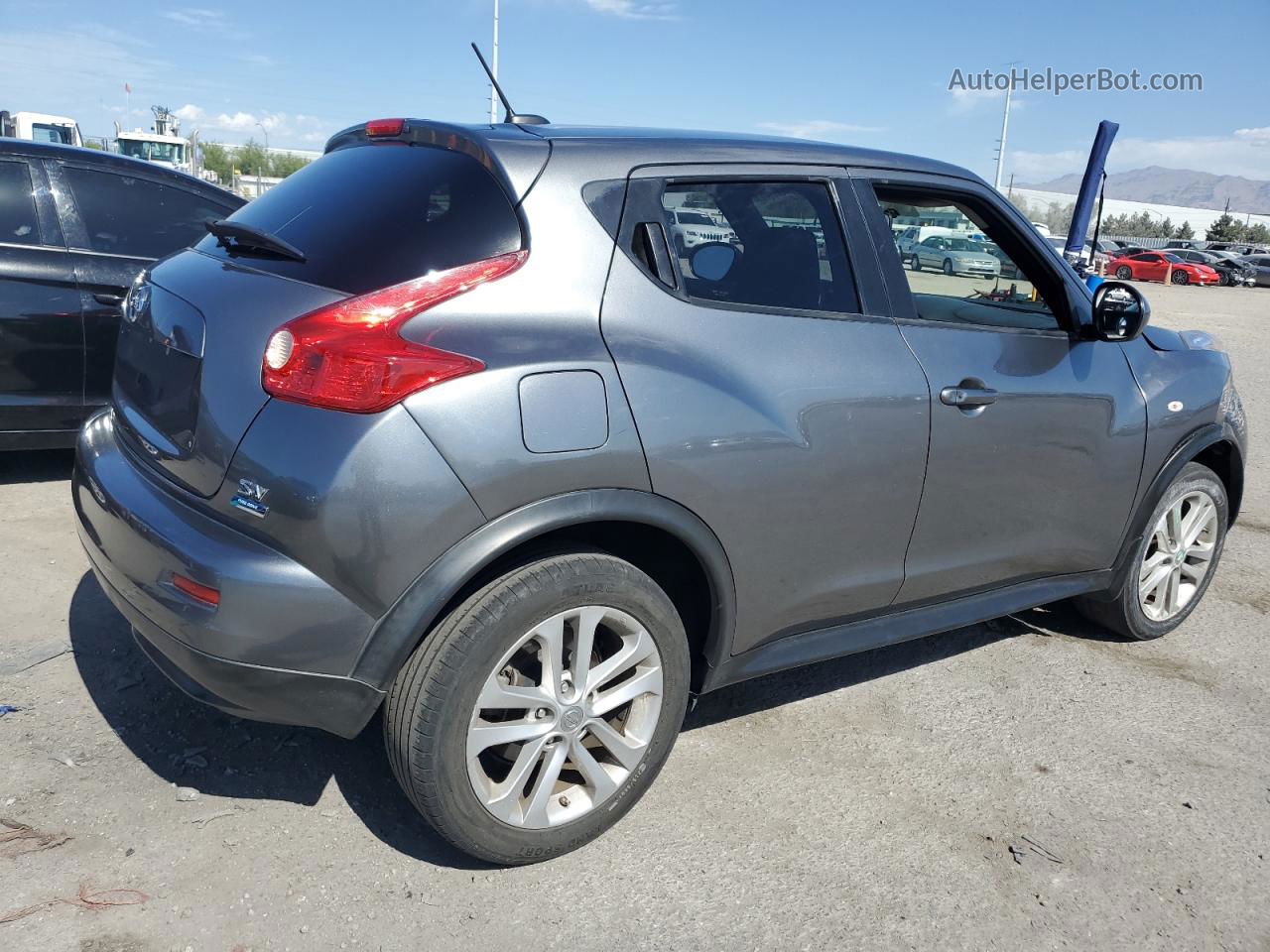 2014 Nissan Juke S Gray vin: JN8AF5MR2ET359482