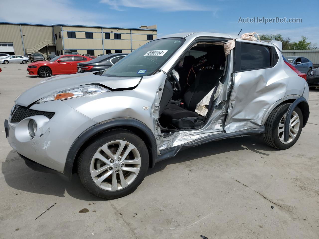 2014 Nissan Juke S Серебряный vin: JN8AF5MR3ET350130