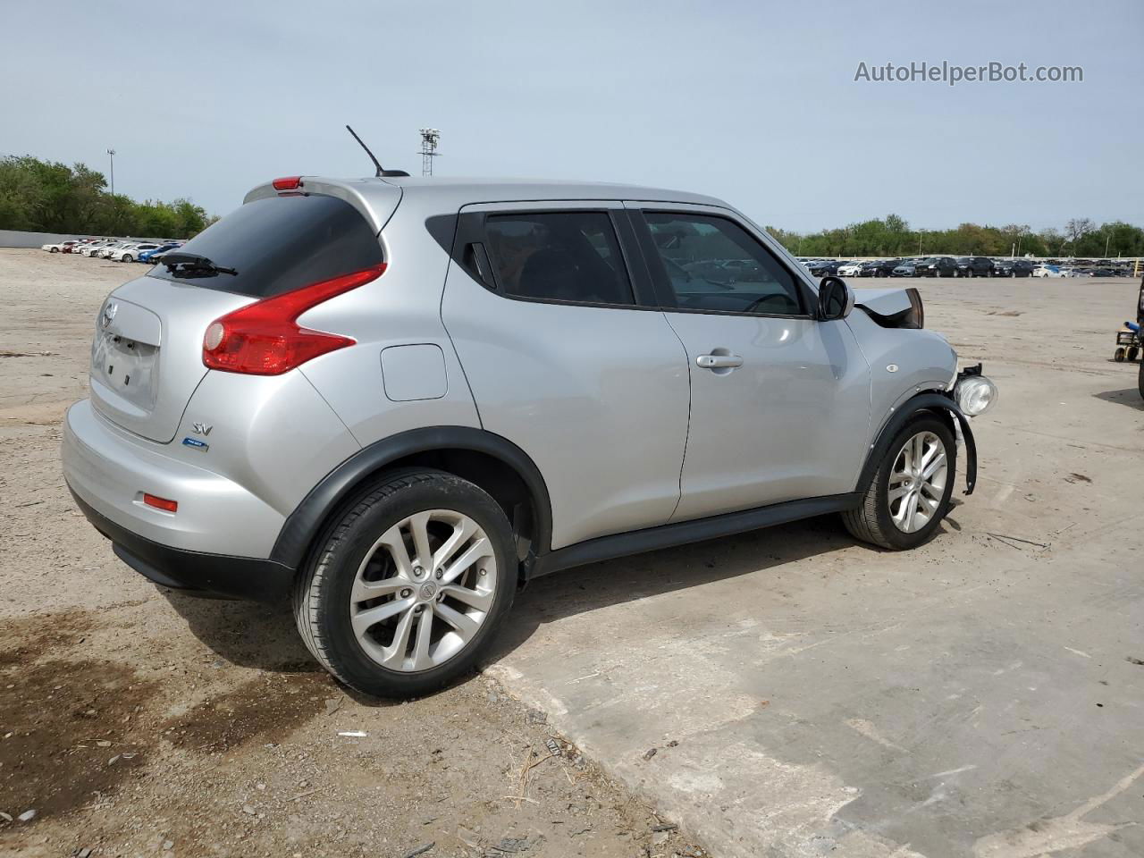 2014 Nissan Juke S Silver vin: JN8AF5MR3ET356963