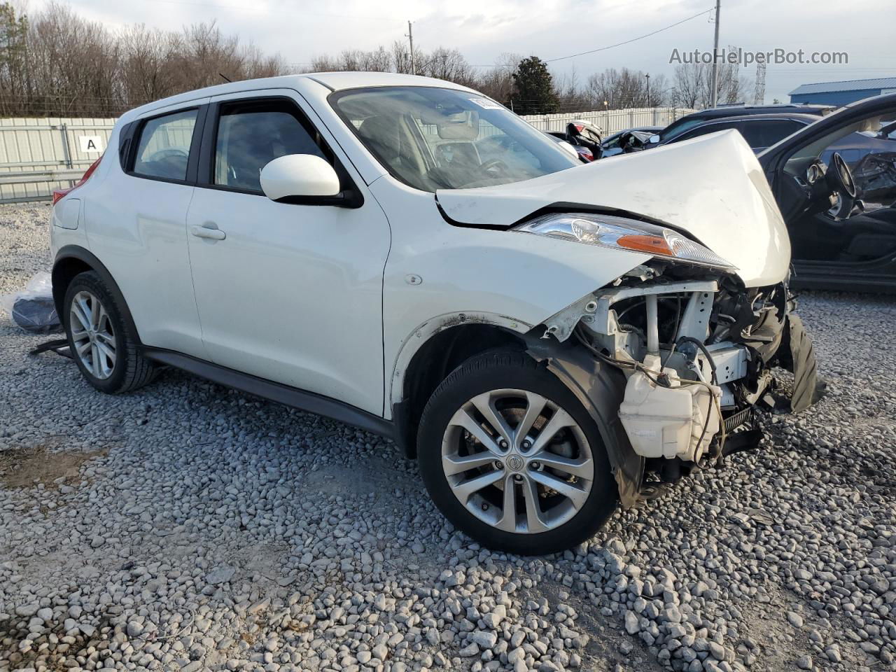 2014 Nissan Juke S White vin: JN8AF5MR6ET357492