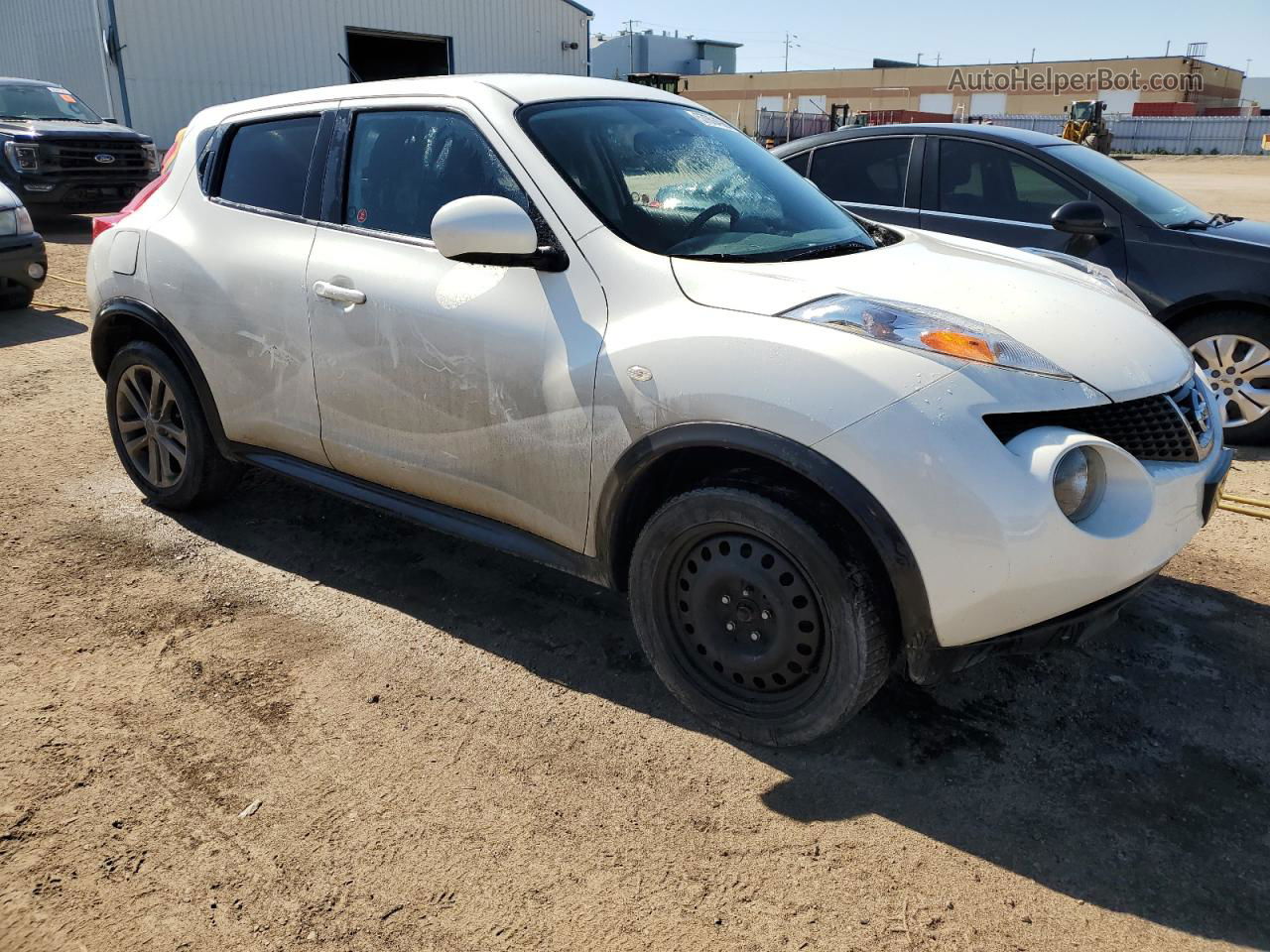 2014 Nissan Juke S Белый vin: JN8AF5MR6ET360683