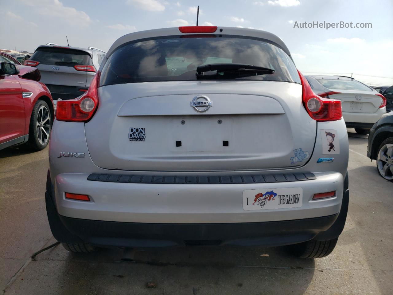 2014 Nissan Juke S Silver vin: JN8AF5MR6ET450173