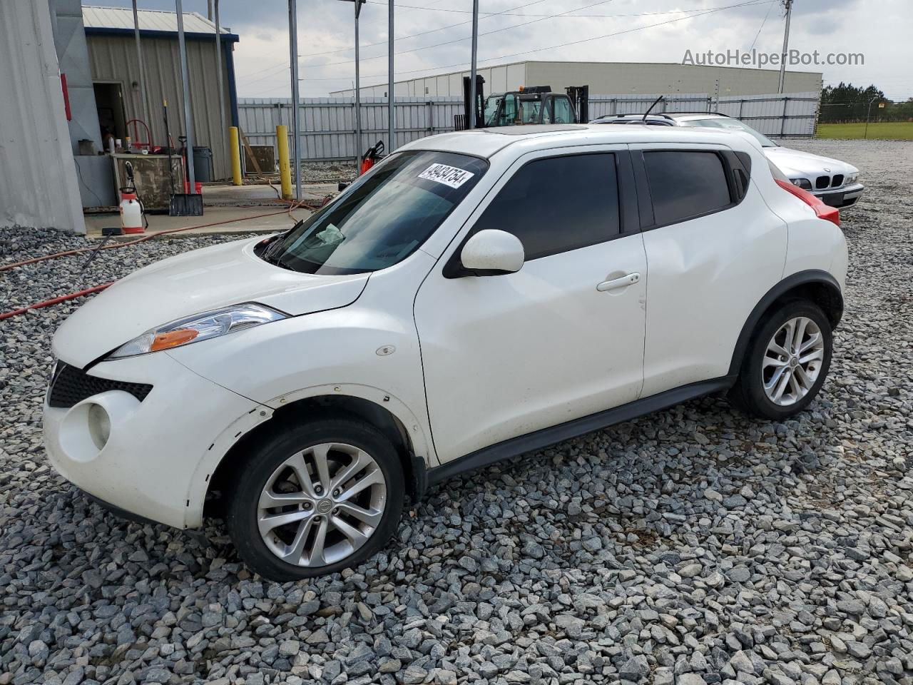 2014 Nissan Juke S White vin: JN8AF5MR8ET452216