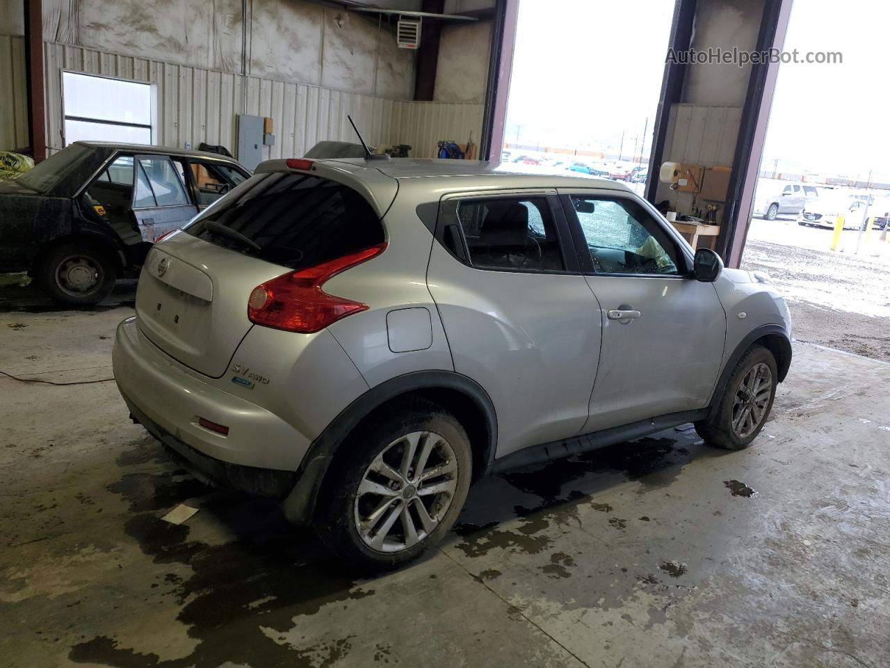 2014 Nissan Juke S Серебряный vin: JN8AF5MV2ET356661