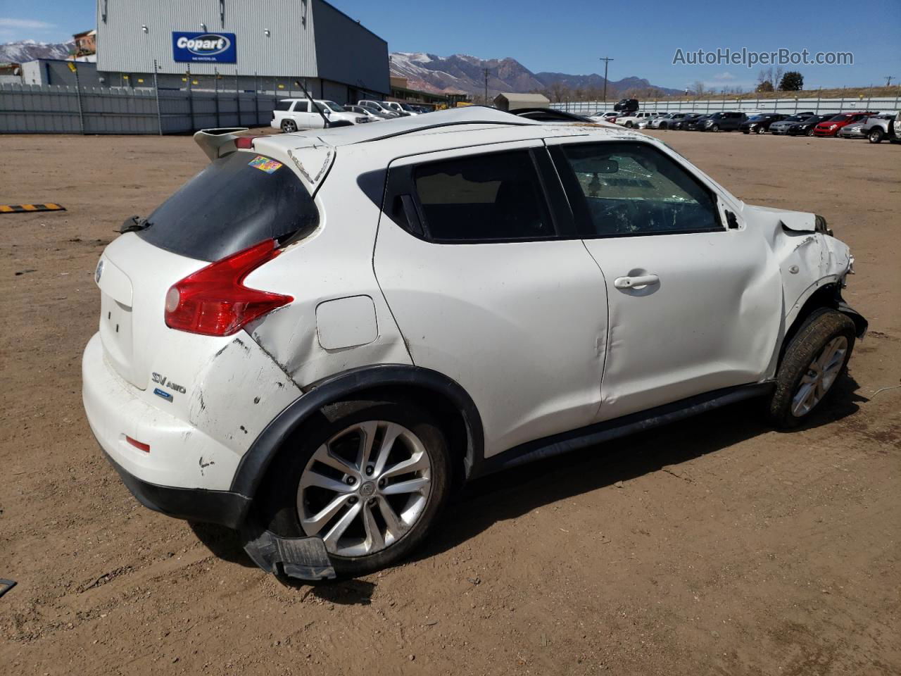 2014 Nissan Juke S White vin: JN8AF5MV2ET358507