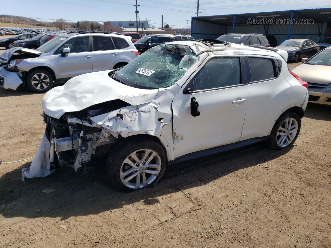 2014 Nissan Juke S White vin: JN8AF5MV2ET358507