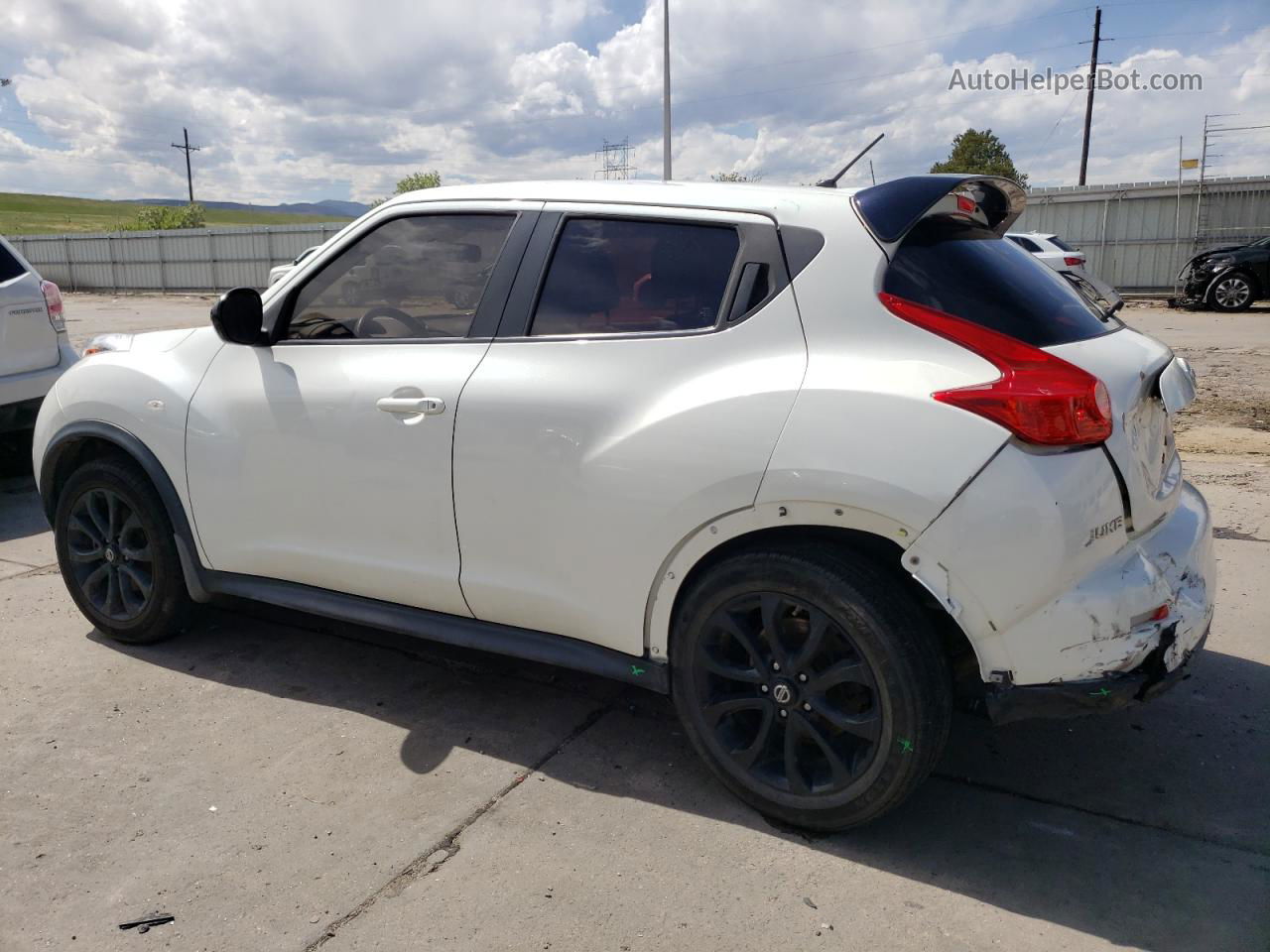 2013 Nissan Juke S Белый vin: JN8AF5MV6DT212934