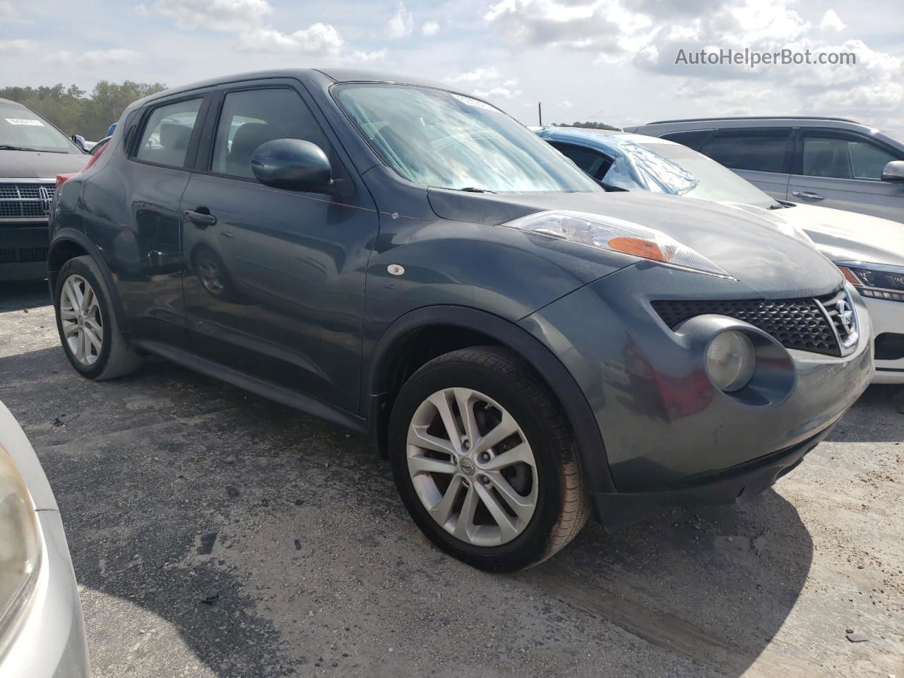 2014 Nissan Juke S Blue vin: JN8AF5MV7ET358695