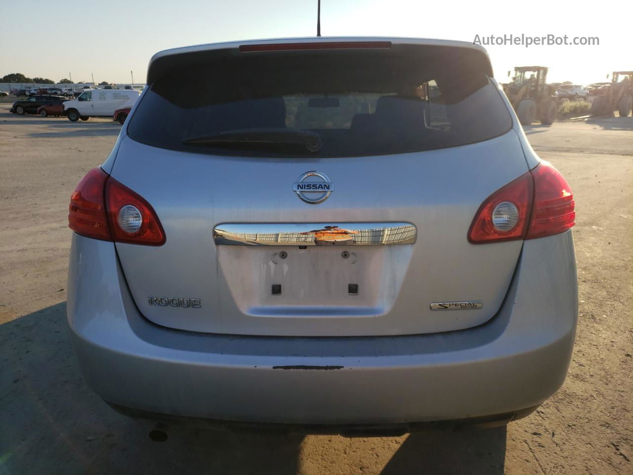 2012 Nissan Rogue S Silver vin: JN8AS5MT7CW601587