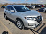 2018 Nissan Rogue S vin: JN8AT2MT8JW462577