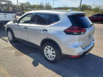 2018 Nissan Rogue S vin: JN8AT2MT8JW462577