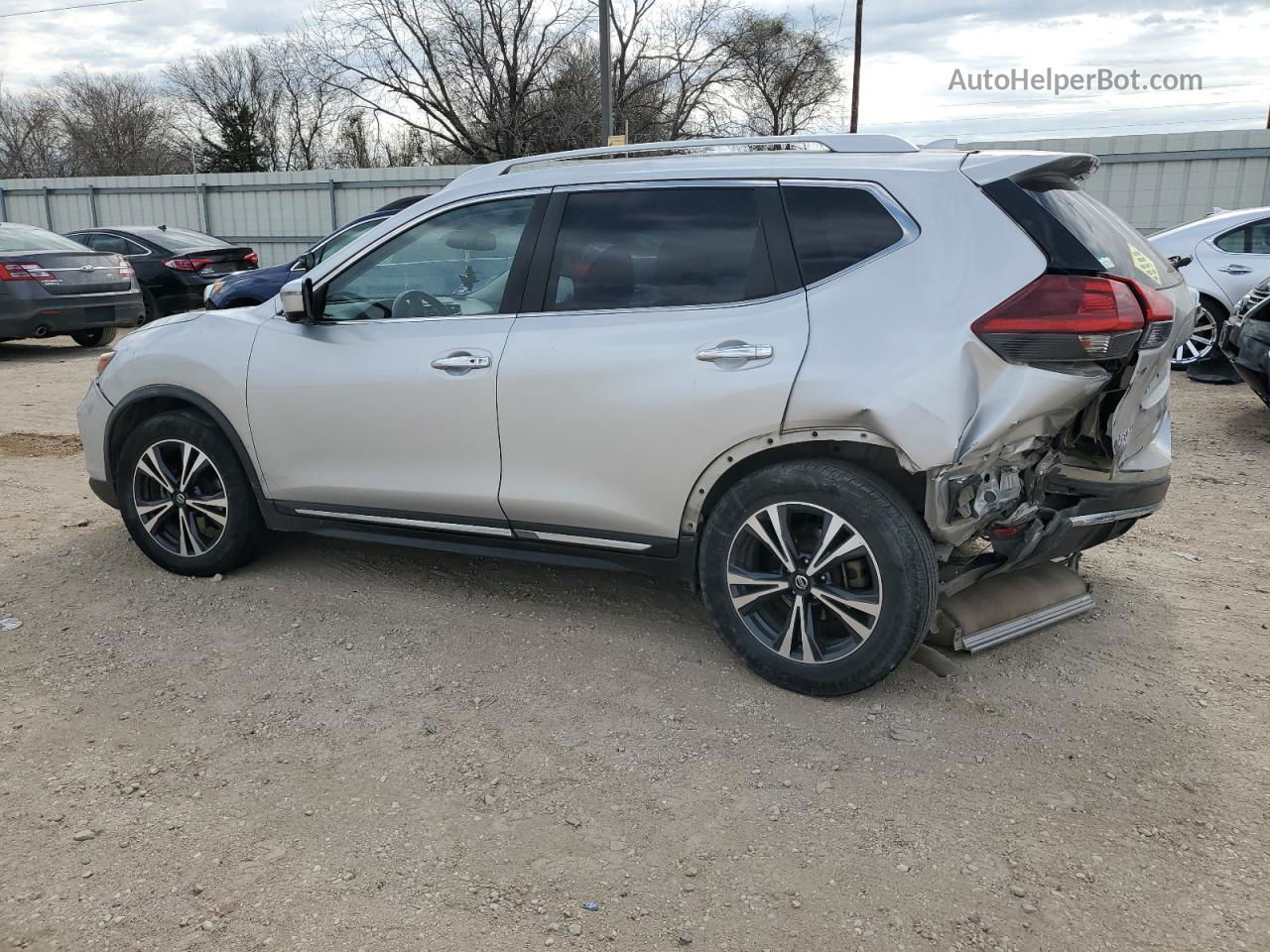 2018 Nissan Rogue S Серебряный vin: JN8AT2MT8JW464474