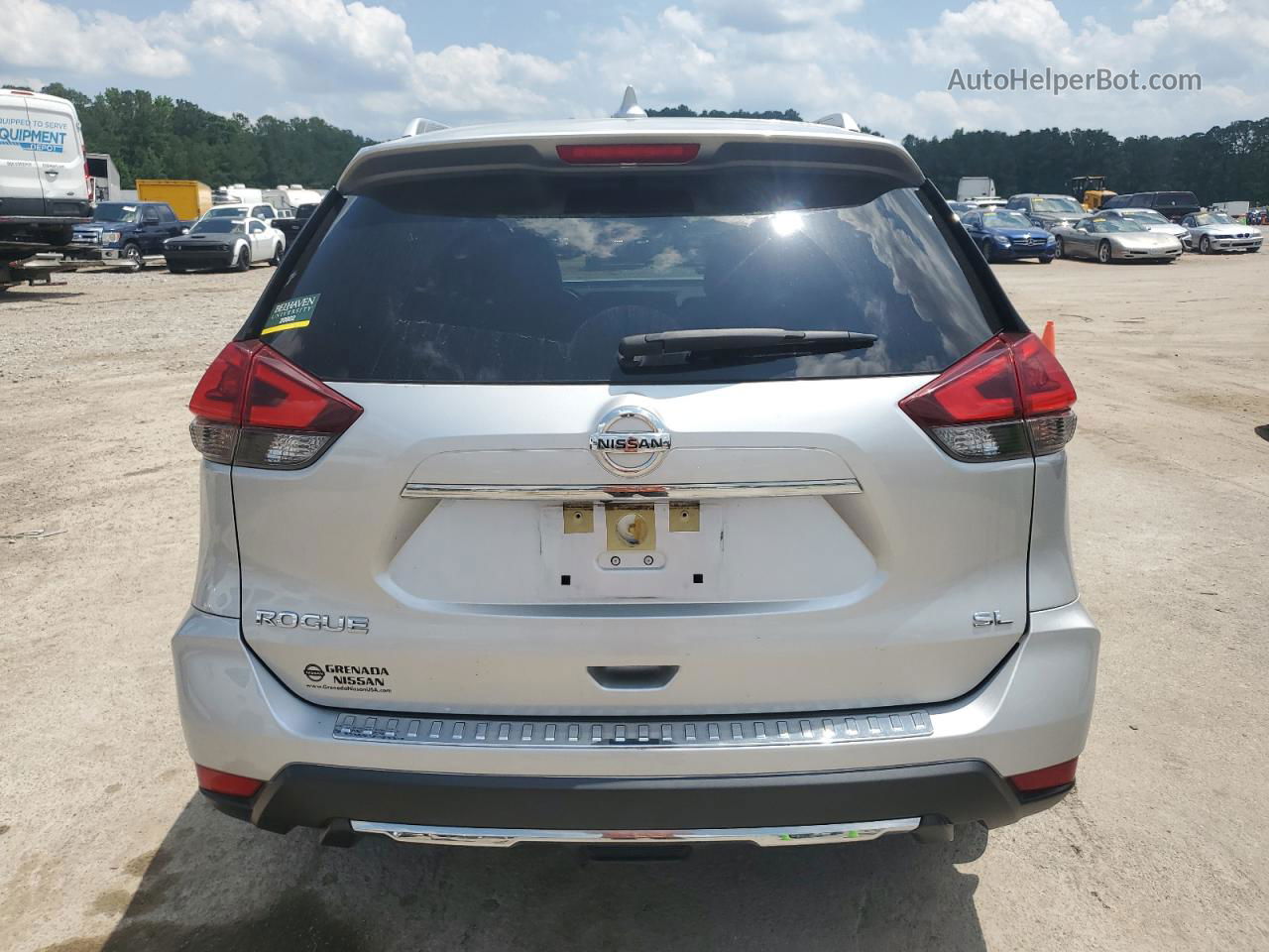 2018 Nissan Rogue S Silver vin: JN8AT2MT8JW468119