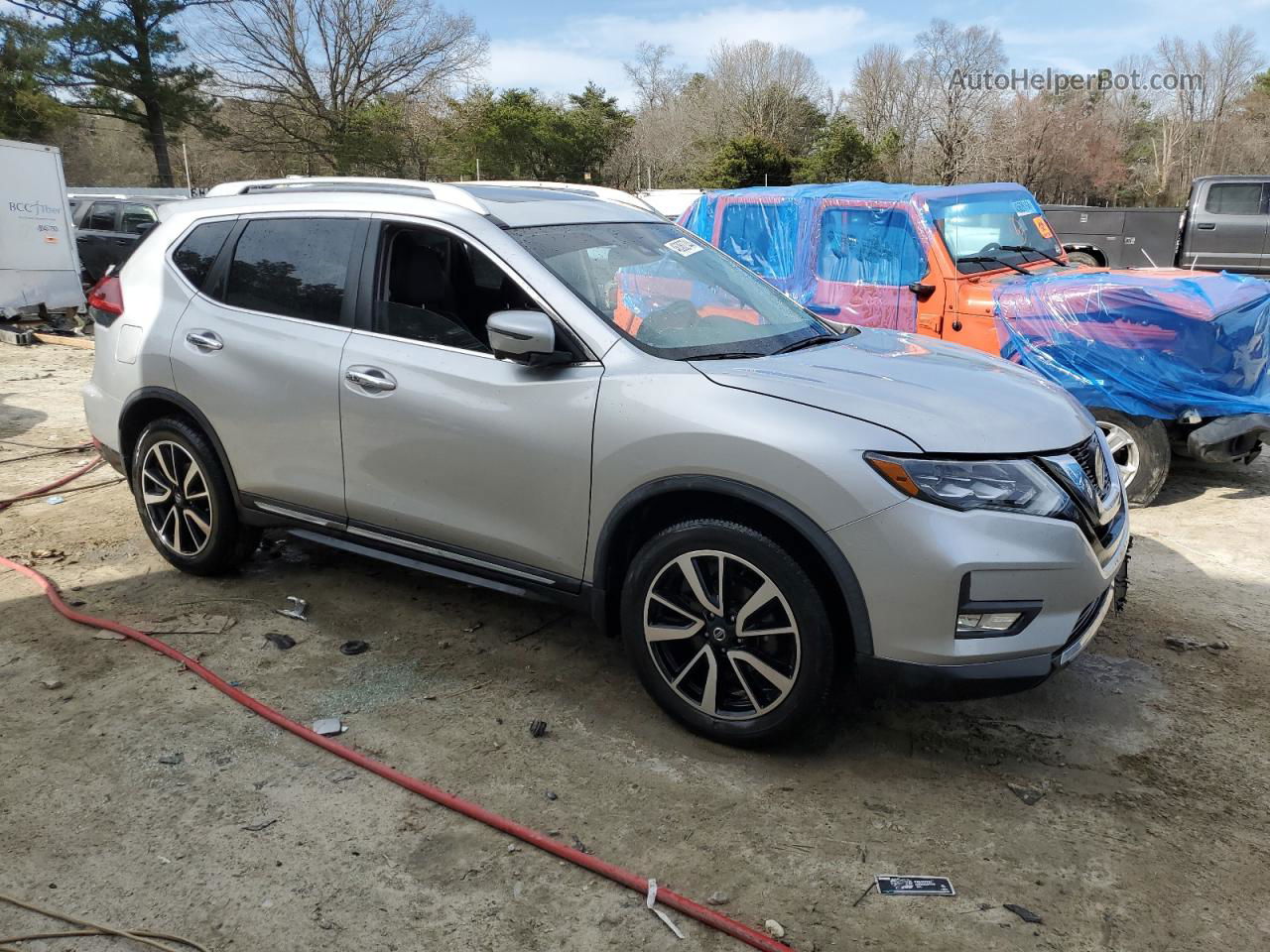 2018 Nissan Rogue S Silver vin: JN8AT2MV2JW329623