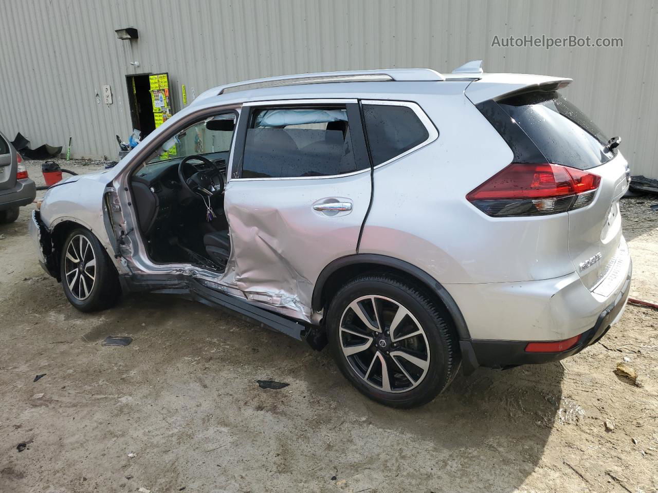 2018 Nissan Rogue S Silver vin: JN8AT2MV2JW329623