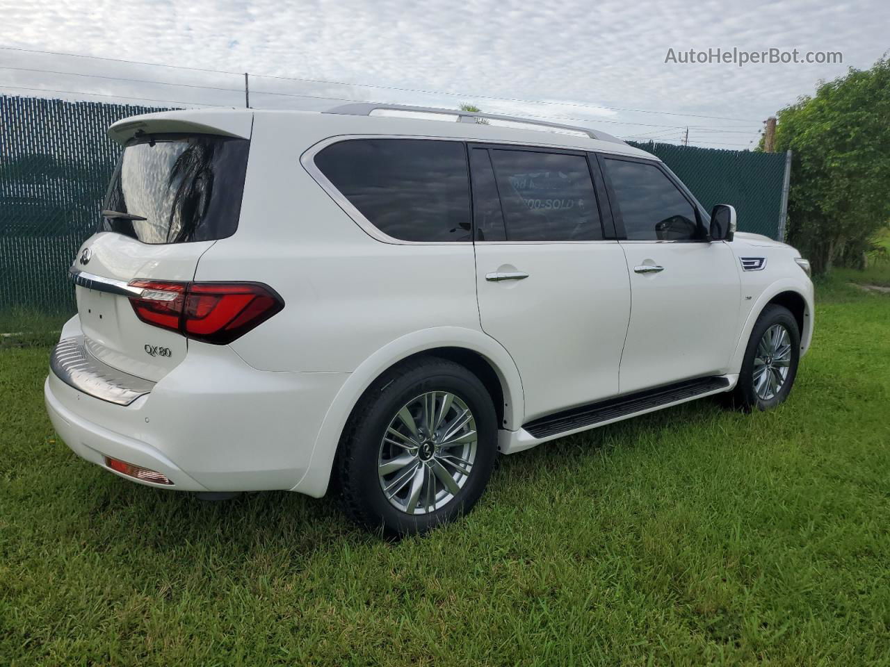 2018 Infiniti Qx80 Base White vin: JN8AZ2NFXJ9661541